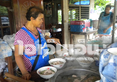 ก๋วยเตี๋ยวหมู